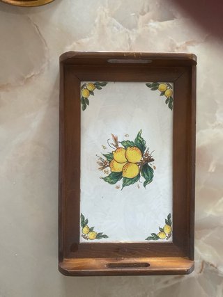 Vassoio decorativo con limoni in legno e ceramica