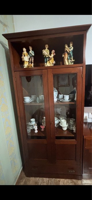 Mueble cristalera madera y cristal