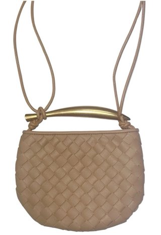 Bolso mini Bottega Veneta piel asa dorada.C.O