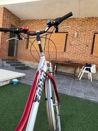 Bicicleta Paseo Fabbri Roja y Plata