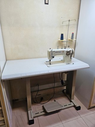 Máquina de coser industrial Refrey