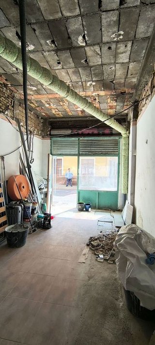 Local comercial en alquiler en Perchel Norte - La Trinidad en Málaga