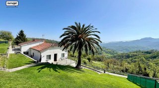 Chalet en venta en Bimenes