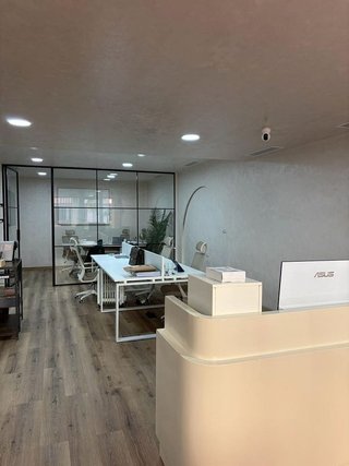 Oficina en venta en Los Naranjos en Marbella