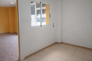 Local comercial en venta en Benigánim