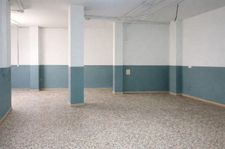 Local comercial en venta en Benigánim