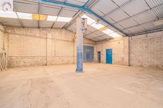 Nave industrial en venta en Santa Adela - Parque Leyva Loro en Atarfe