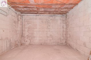 Nave industrial en venta en Santa Adela - Parque Leyva Loro en Atarfe