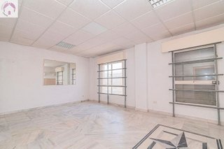 Nave industrial en venta en Santa Adela - Parque Leyva Loro en Atarfe