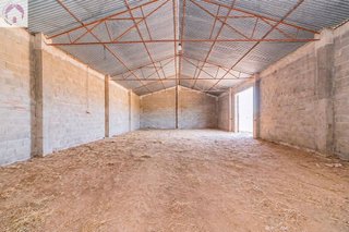 Nave industrial en venta en Santa Adela - Parque Leyva Loro en Atarfe