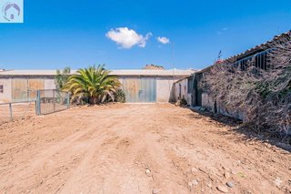 Nave industrial en venta en Santa Adela - Parque Leyva Loro en Atarfe