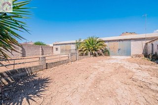 Nave industrial en venta en Santa Adela - Parque Leyva Loro en Atarfe