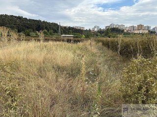 Terreno en venta en Ermitagaña - Mendebaldea en Pamplona