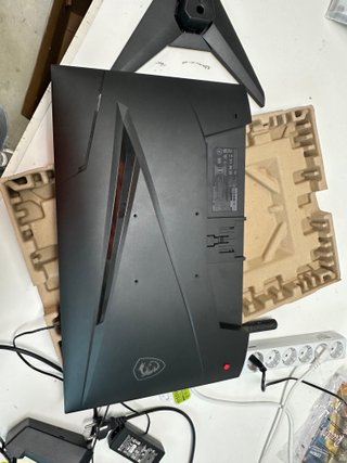 Monitor Gaming MSI MAG 244F 24 FHD