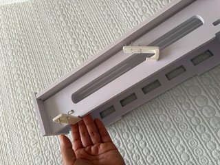 Caja para ocultar router Wi-Fi.  No negocible.