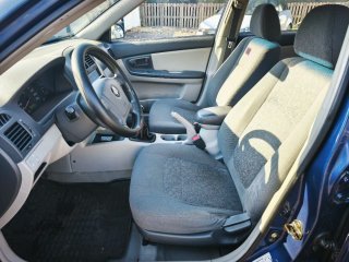 KIA Cerato 2004