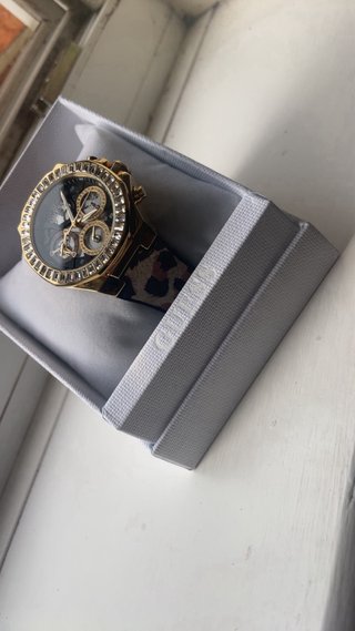 Reloj Guess Mujer Dorado leopardo