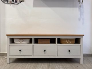 Mueble TV madera blanco y marrón
