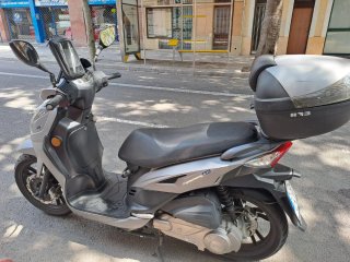 Scooter SYM 125 SR