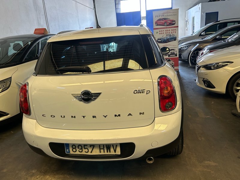 MINI Countryman Cooper D 2014, foto 3