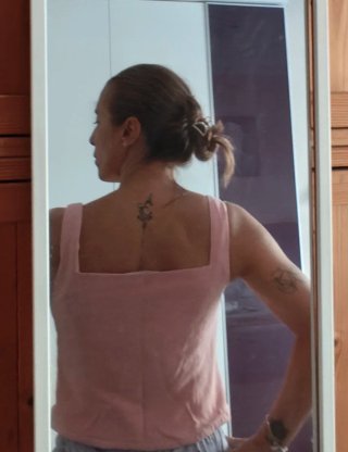 Top rosa Stradivarius botones