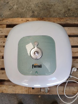 Calentador eléctrico Ferroli 30L