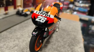 Maqueta Moto Repsol Honda RC211V
