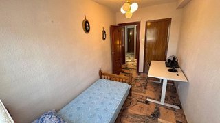 Piso en alquiler en Polígono Cartuja – La Paz en Granada