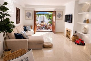 Casa adosada en venta en Puerto - Plaza de Toros en Estepona