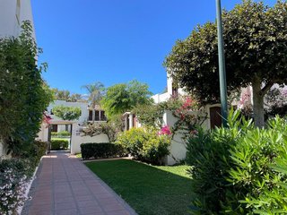 Casa adosada en venta en Puerto - Plaza de Toros en Estepona
