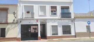 Garaje en alquiler en Sanlúcar la Mayor