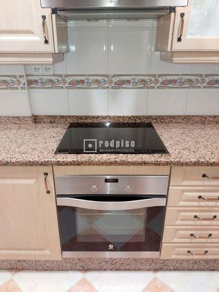 Piso en alquiler en León en Sevilla