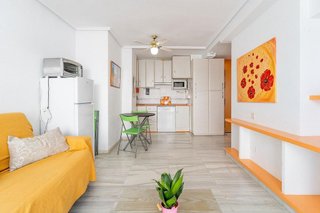 Piso en venta en El Puerto - Romanilla en Roquetas de Mar