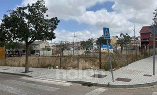 Terreno en venta en El Valle en Lucena