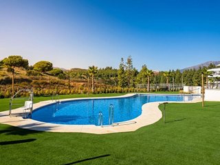 Piso en alquiler en Calaburra - Chaparral en Mijas