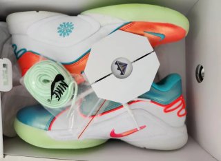Nike Lebron XXII Limelight Talla 44
