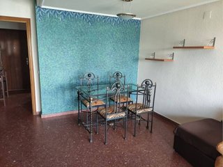 Piso en alquiler en Poniente-Norte - Miralbaida - Parque Azahara en Córdoba