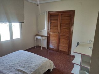 Piso en alquiler en Poniente-Norte - Miralbaida - Parque Azahara en Córdoba