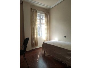 Piso en alquiler en Poniente-Norte - Miralbaida - Parque Azahara en Córdoba