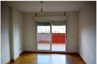 Piso en alquiler en Castillejos en Madrid