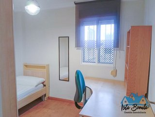 Piso en venta en Doctor Barraquer - G. Renfe - Policlínico en Sevilla