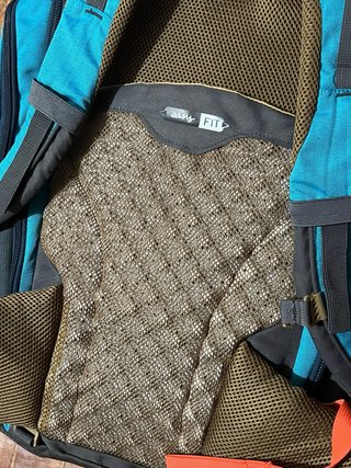 Mochila senderismo Quechua 50L