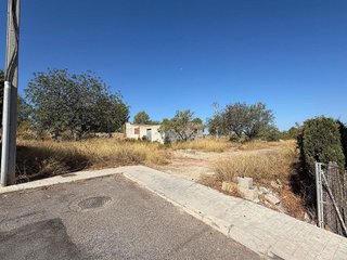 Terreno en venta en Urbanizaciones en Llíria