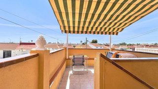 Chalet en venta en La Siesta - El Salado - Torreta en Torrevieja