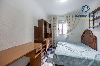 Piso en venta en Barrio de Zaidín en Granada