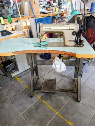 Máquina de coser Singer industrial