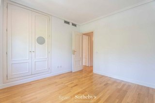 Chalet en alquiler en Piovera - Conde Orgaz en Madrid