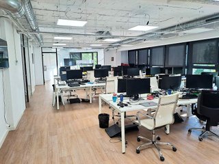 Oficina en alquiler en La Dreta de l'Eixample en Barcelona