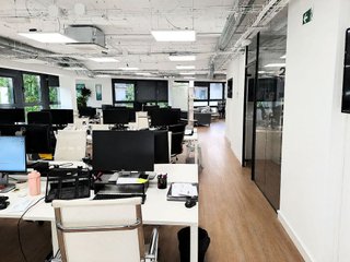 Oficina en alquiler en La Dreta de l'Eixample en Barcelona
