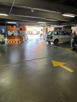 Garaje en venta en Centre en Santa Coloma de Gramanet
